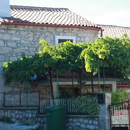 Iva * Nedeščina